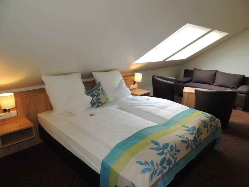 Hotel Sutter'S Landhaus Gensingen Pokoj fotografie